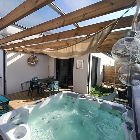 Apb Spa Locations Avec Jacuzzi Privatif Saint-Jean-de-Monts Bagian luar foto