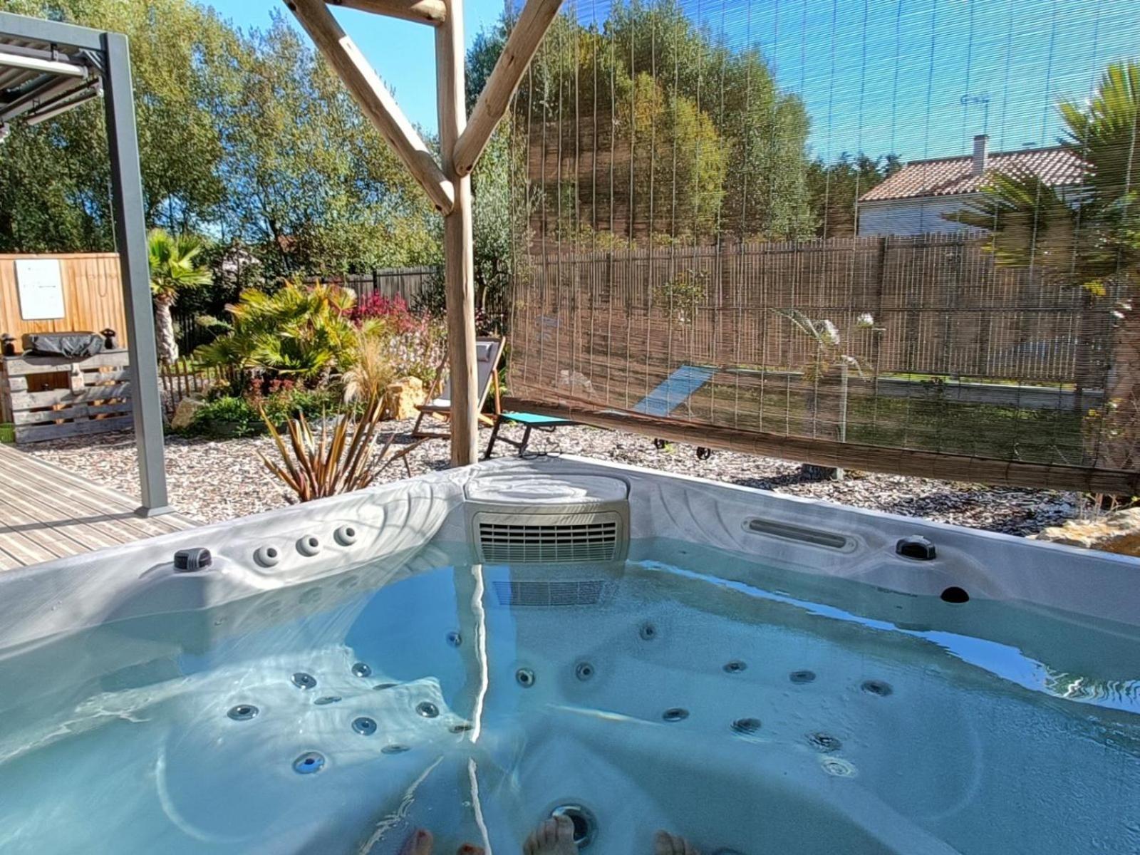 Apb Spa Locations Avec Jacuzzi Privatif Saint-Jean-de-Monts Bagian luar foto