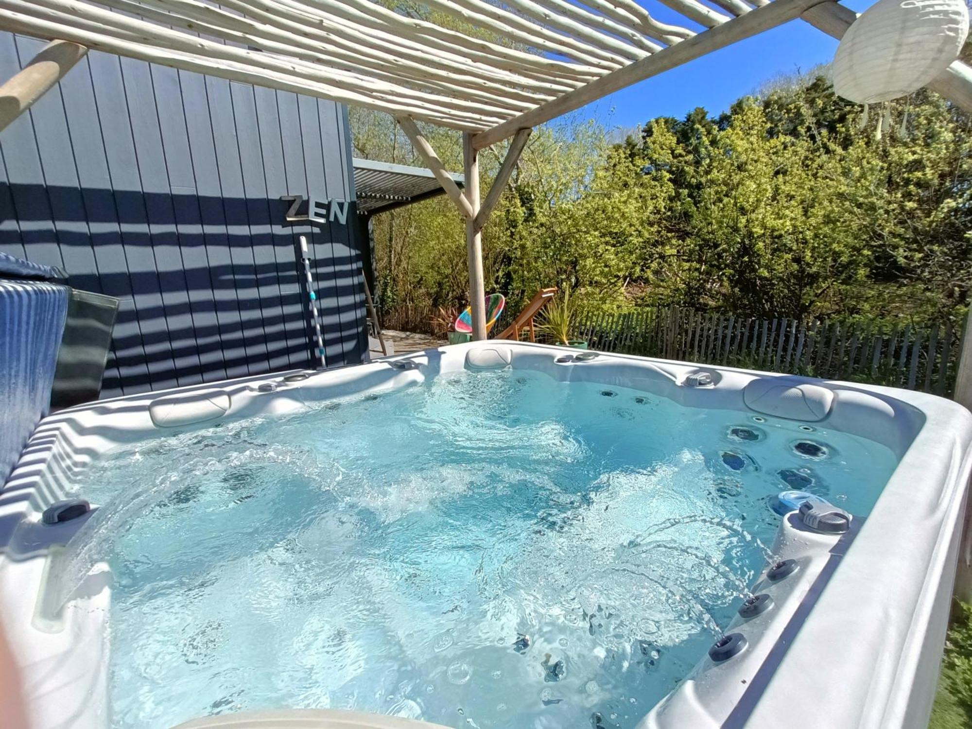 Apb Spa Locations Avec Jacuzzi Privatif Saint-Jean-de-Monts Bagian luar foto