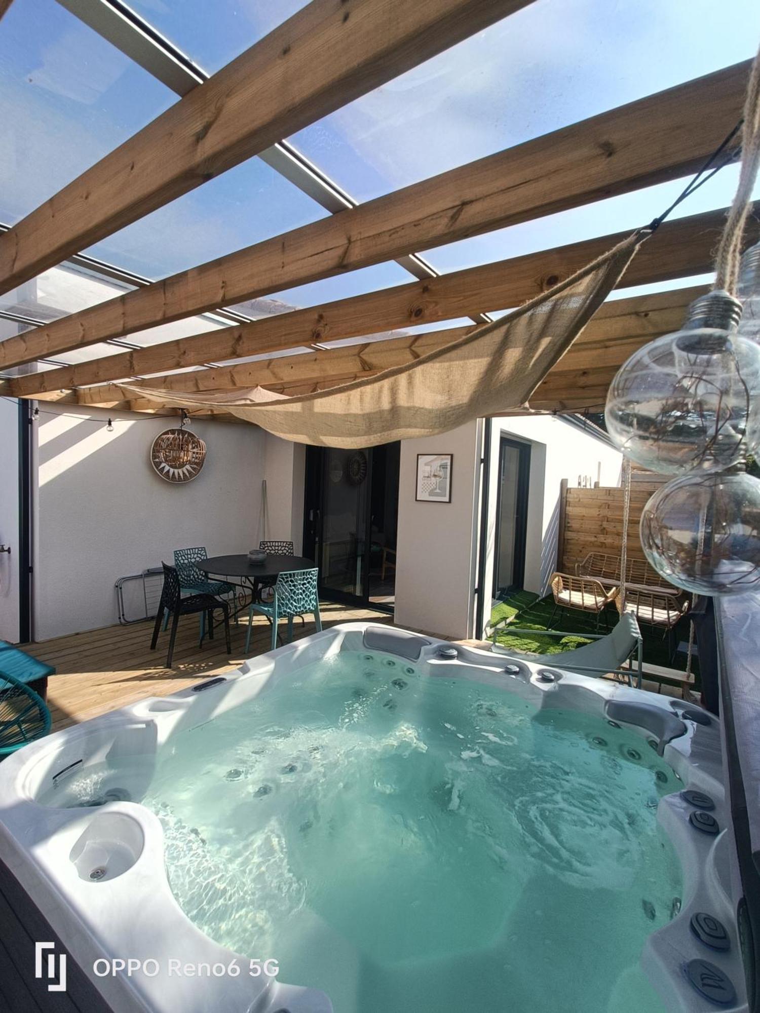 Apb Spa Locations Avec Jacuzzi Privatif Saint-Jean-de-Monts Bagian luar foto